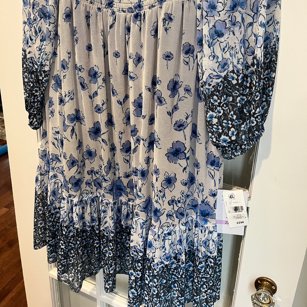 Maison Tara Cream and Blue Floral Midi Dress - Picture 9 of 16